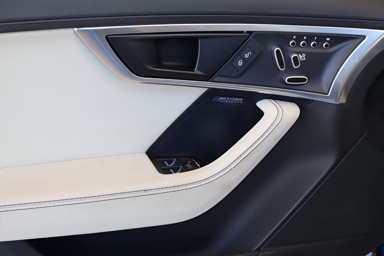 2018 Jaguar F-TYPE R-Dynamic