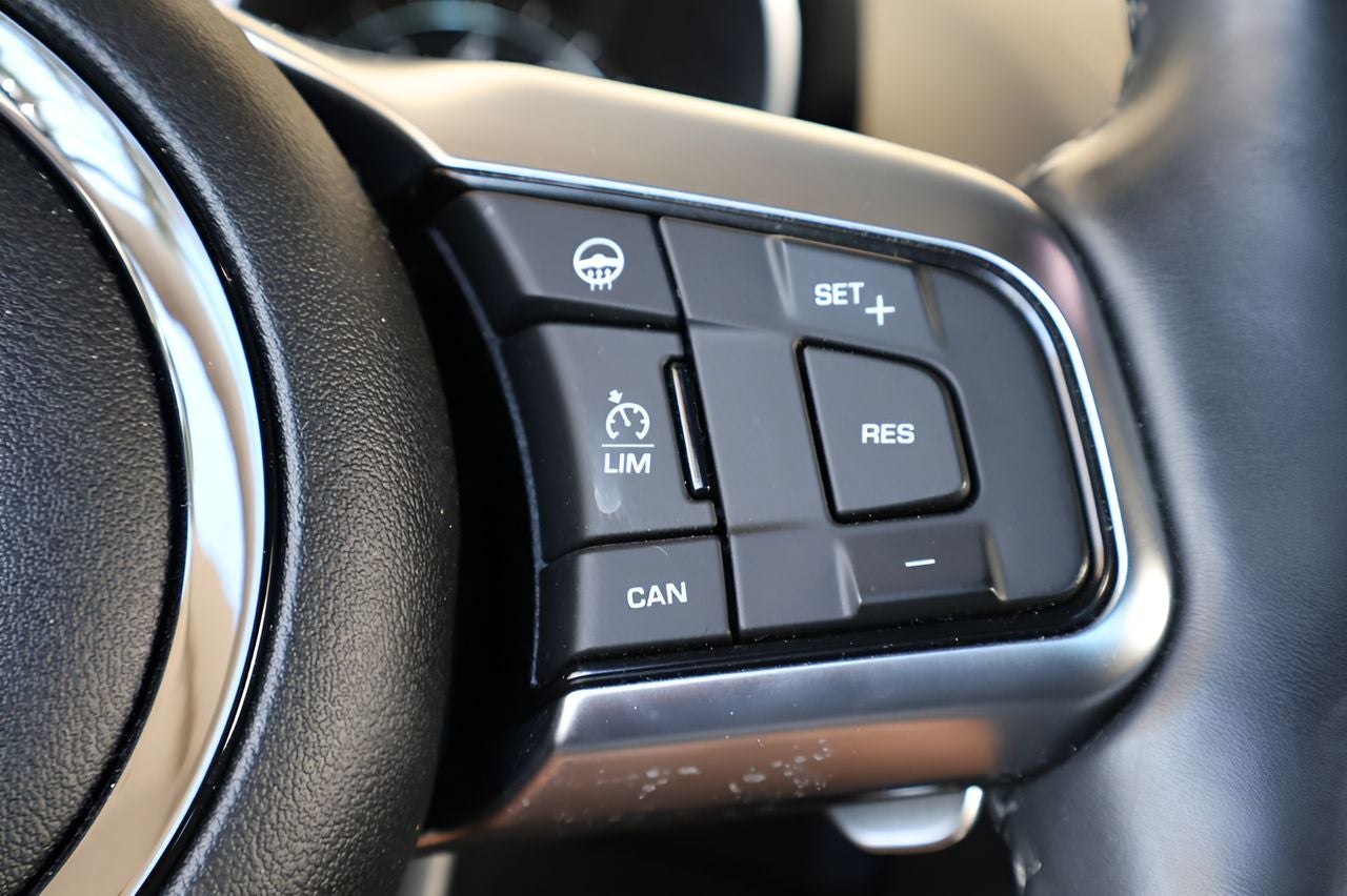 2018 Jaguar F-TYPE R-Dynamic