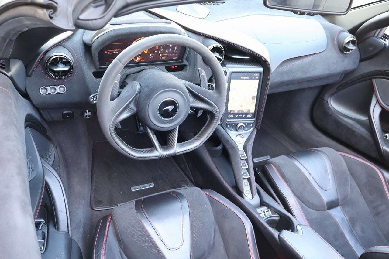 2020 McLaren 720S Base