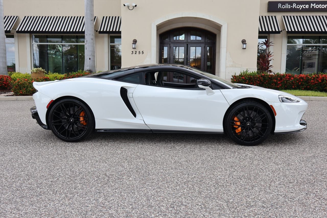 2023 McLaren GT Coupe