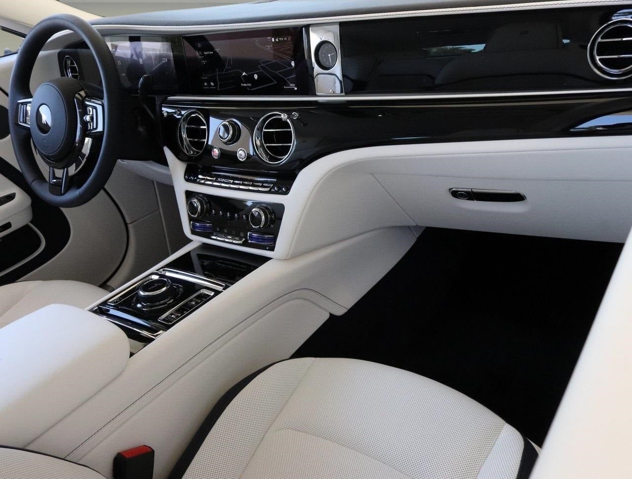 2024 Rolls-Royce Spectre Coupe