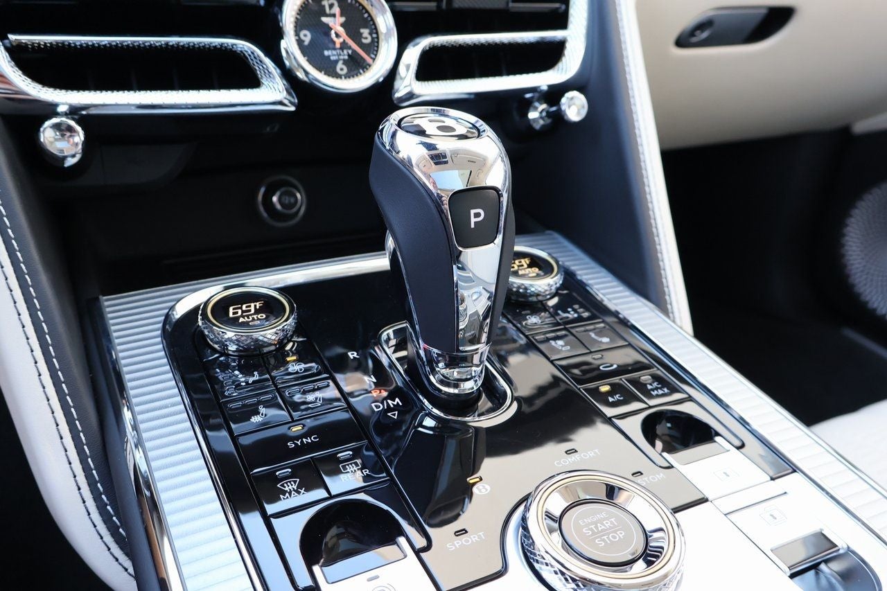 2023 Bentley Flying Spur Base