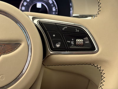 2025 Bentley Flying Spur Base