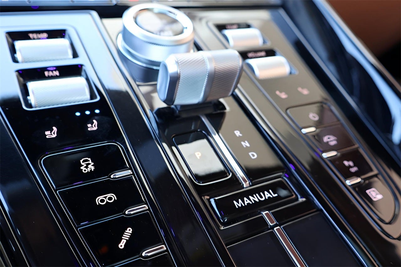 2025 Aston Martin DB12 Coupe