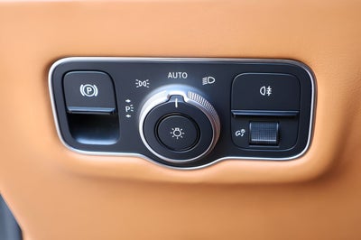 2024 Aston Martin DB12 Volante