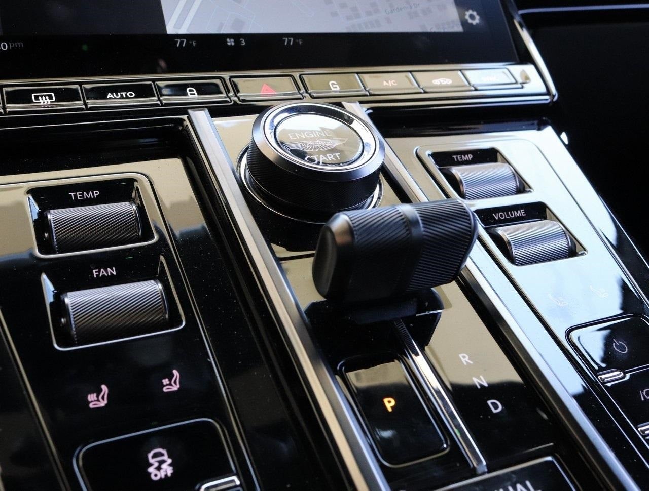 2025 Aston Martin Vantage Coupe