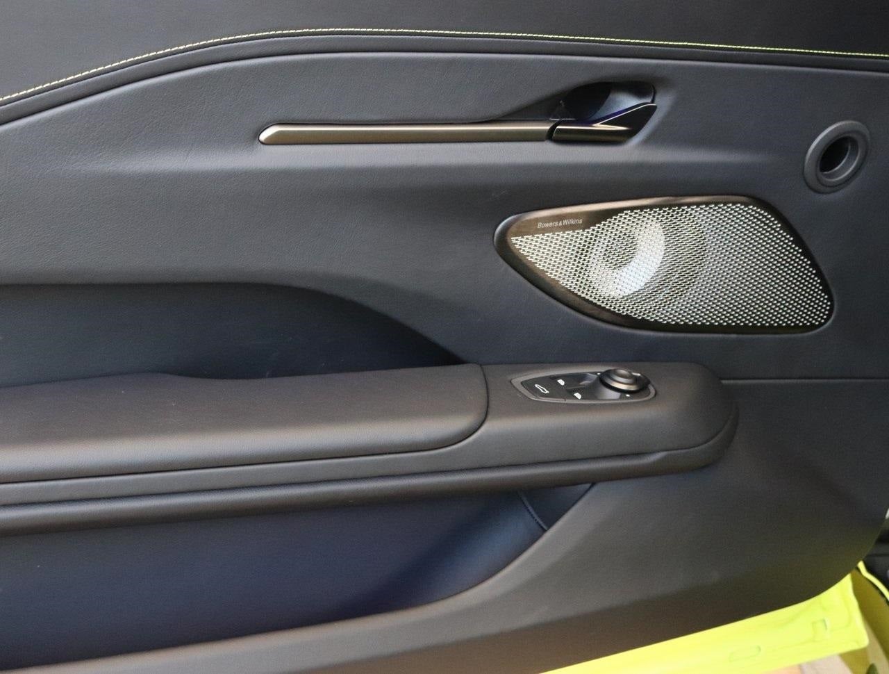 2025 Aston Martin Vantage Coupe