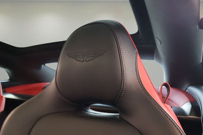 2025 Aston Martin Vanquish V12