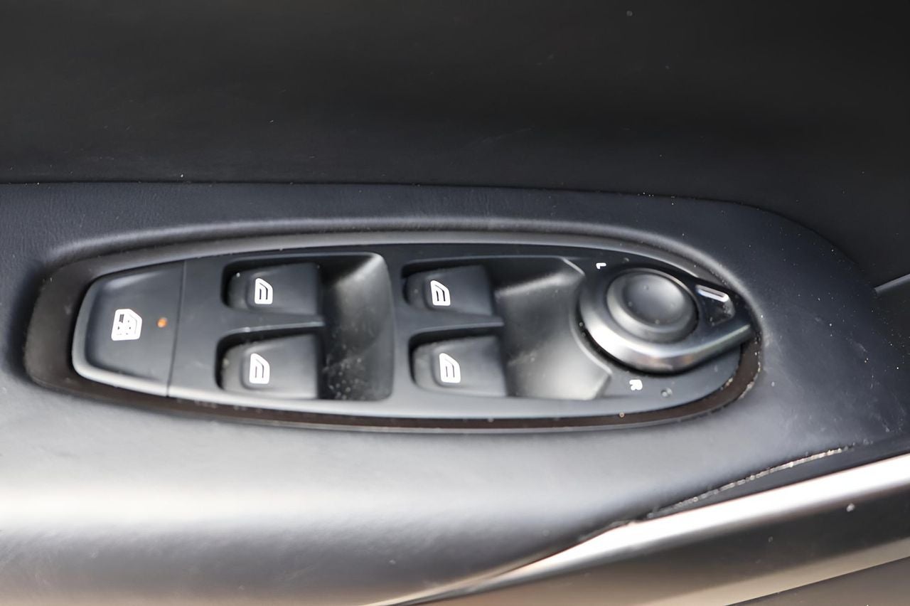 2024 Aston Martin DBX 707