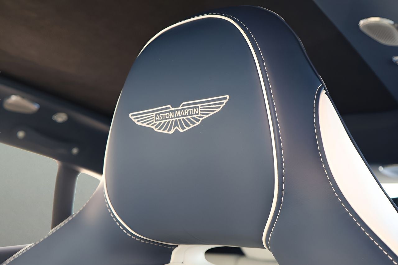 2025 Aston Martin DBX 707