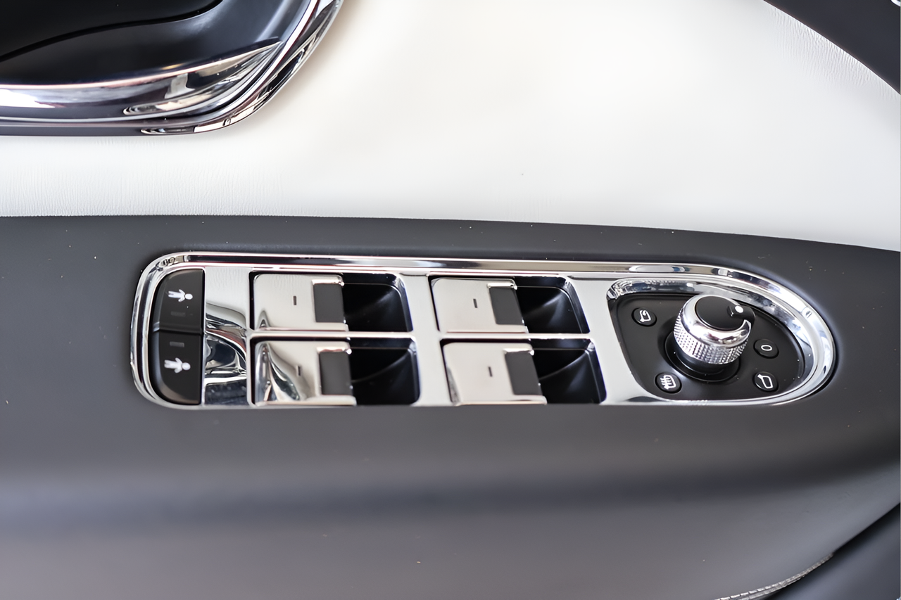 2024 Bentley Bentayga Base