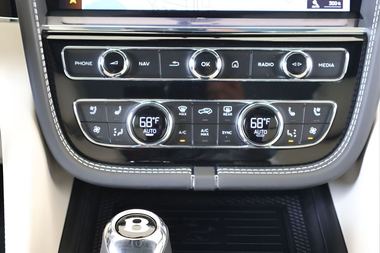 2024 Bentley Bentayga Base
