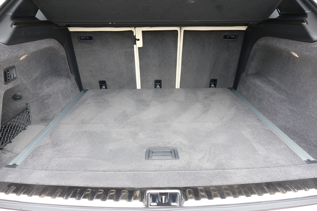 2024 Bentley Bentayga Base