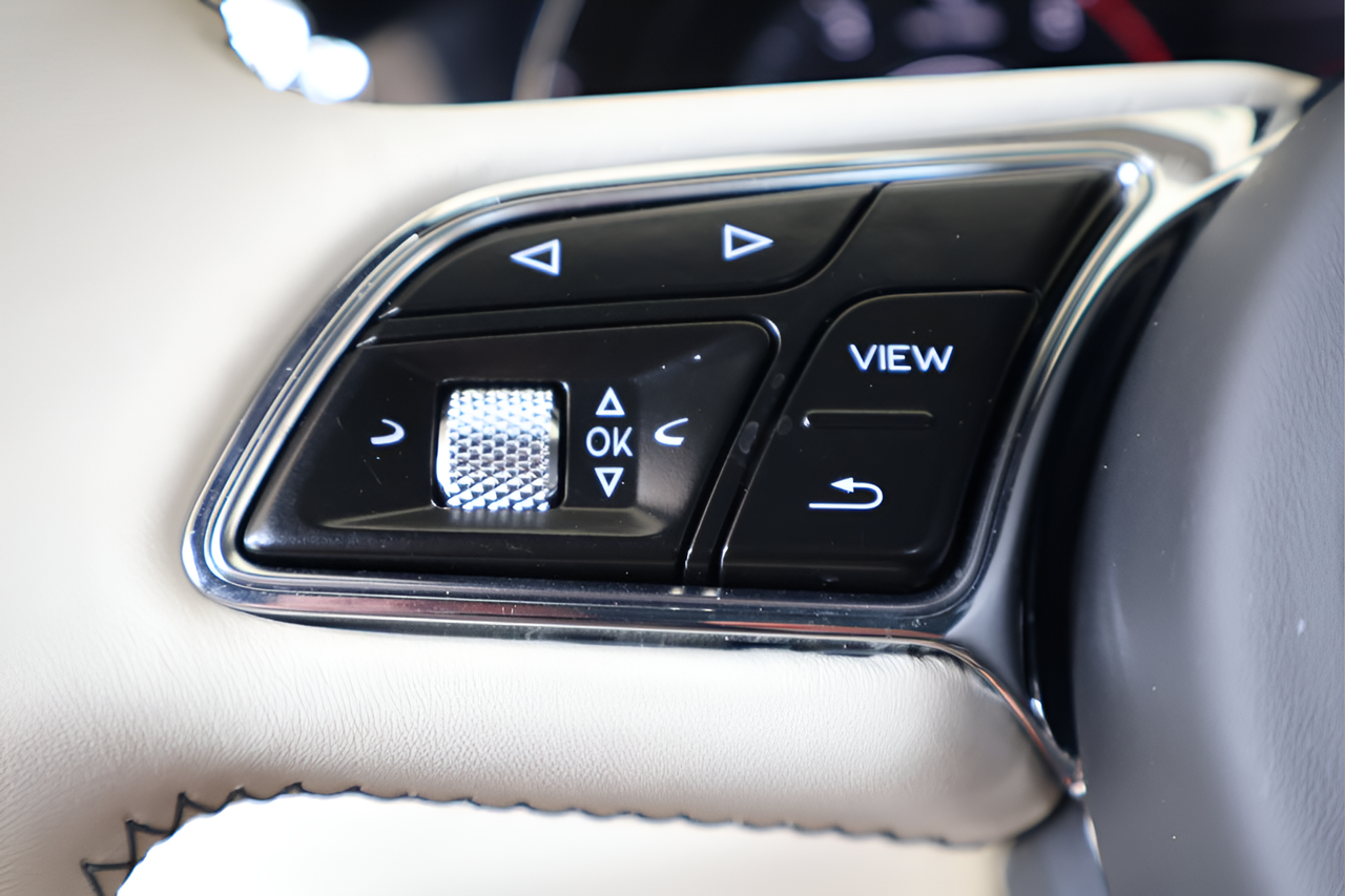 2024 Bentley Bentayga Base