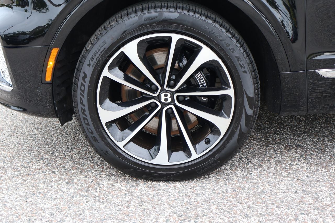 2025 Bentley Bentayga EWB Azure