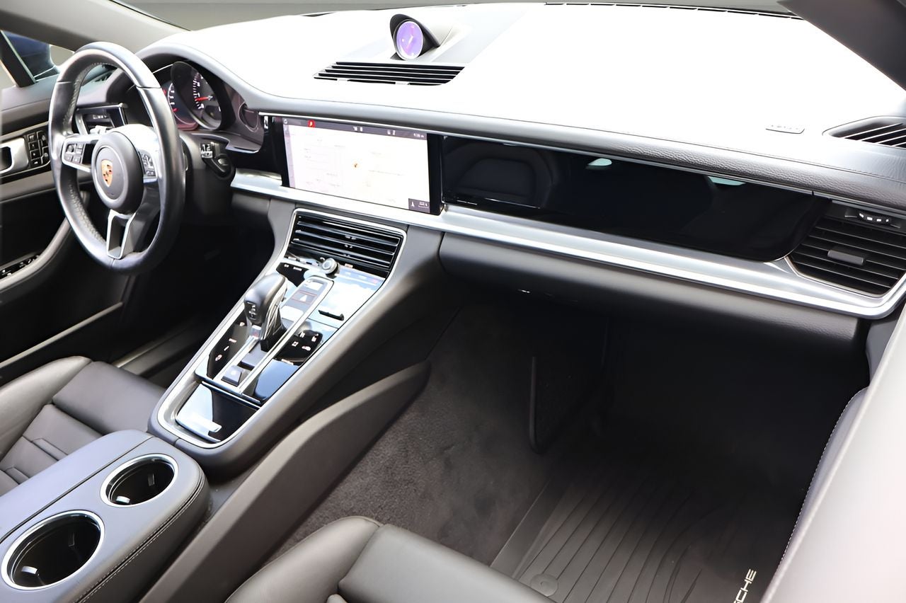 2020 Porsche Panamera 4
