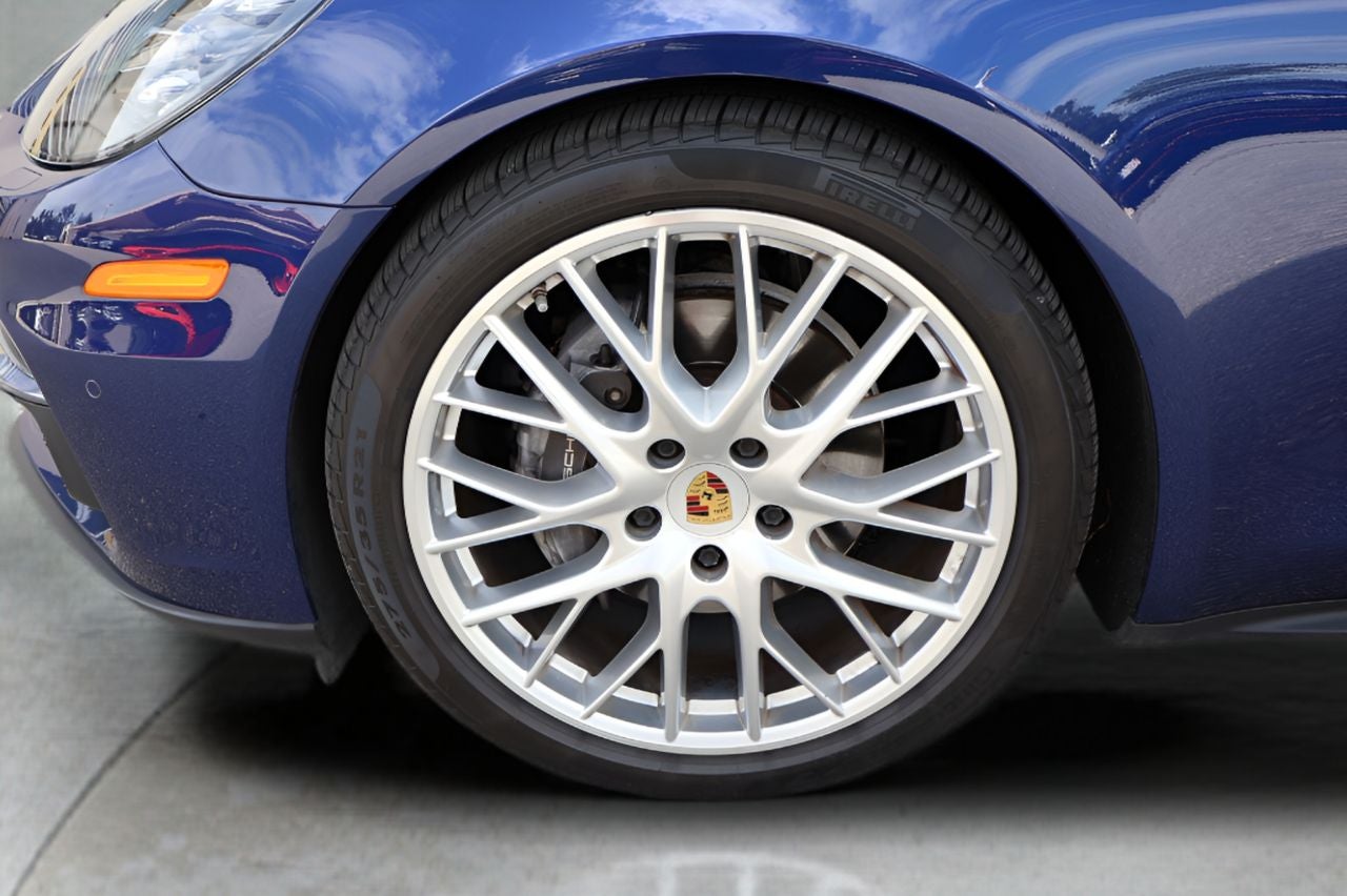 2020 Porsche Panamera 4