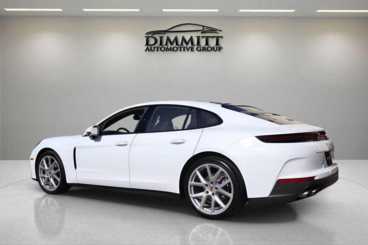 2024 Porsche Panamera 4