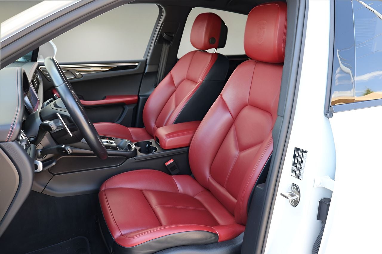 2024 Porsche Macan T