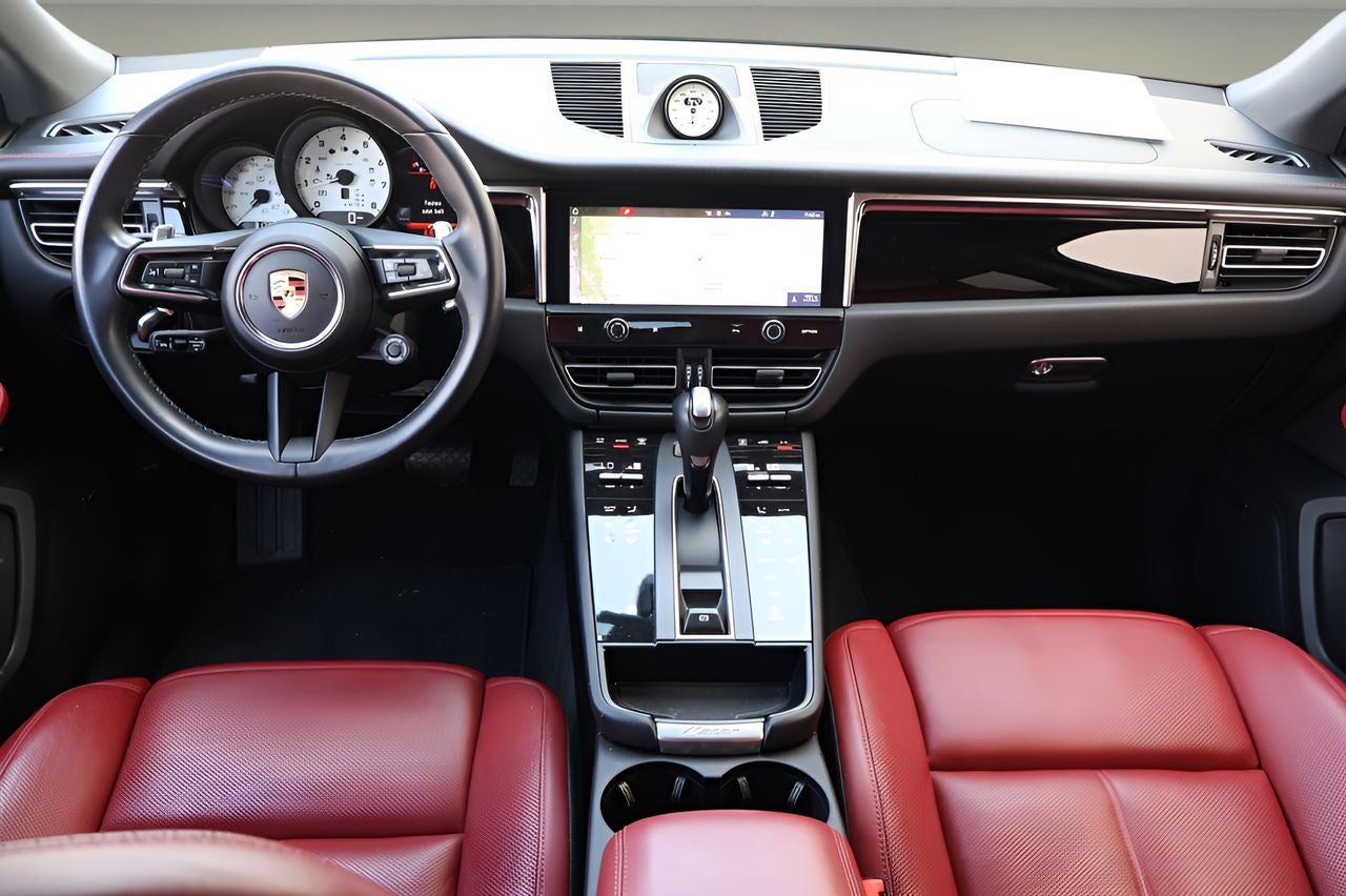 2024 Porsche Macan T