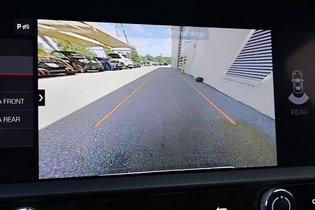 2024 Porsche Macan T