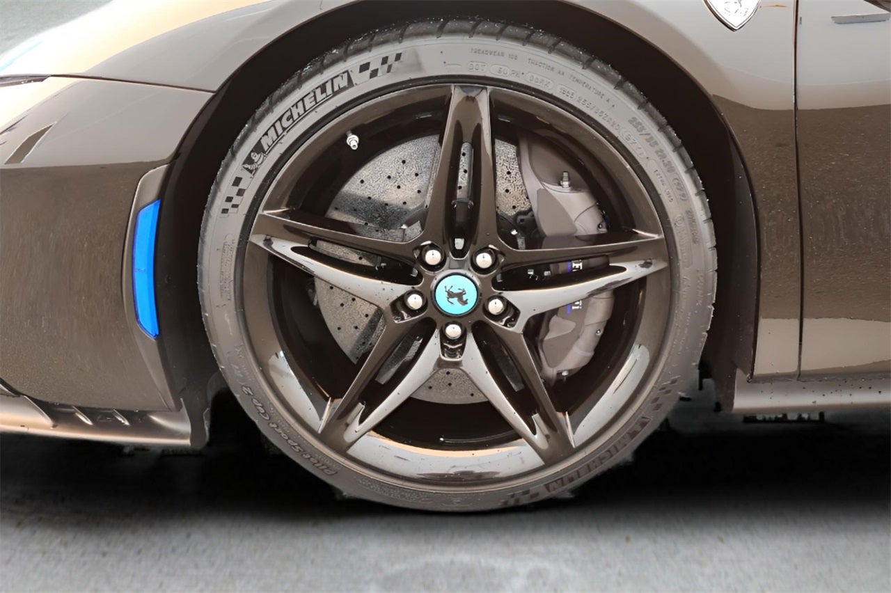 2023 Ferrari SF90 Stradale Coupe