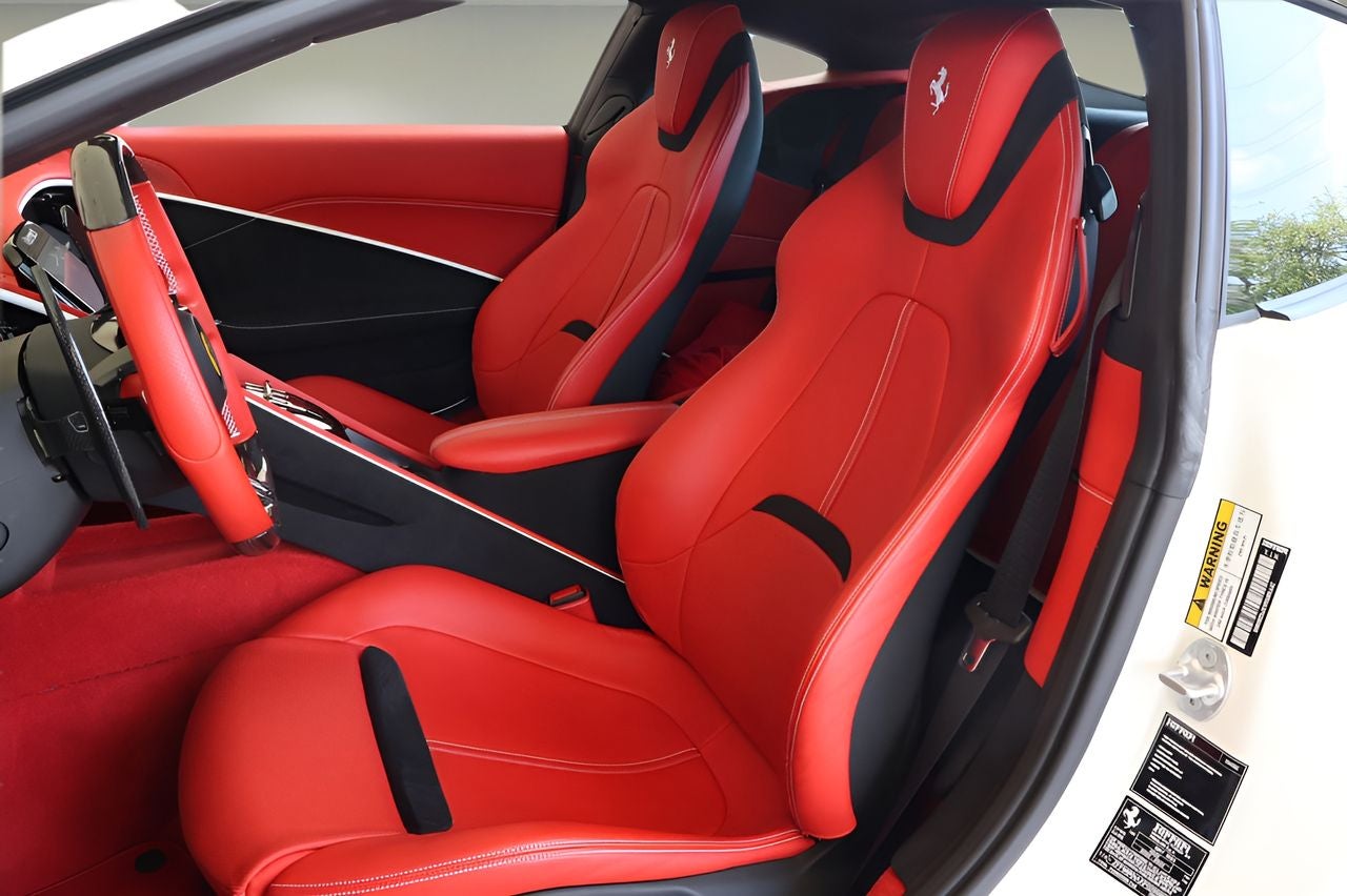 2023 Ferrari Roma Base