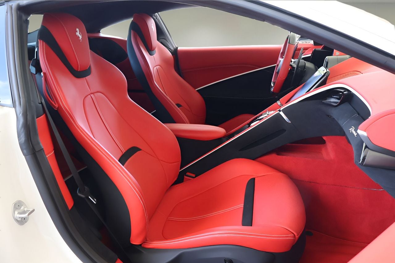 2023 Ferrari Roma Base