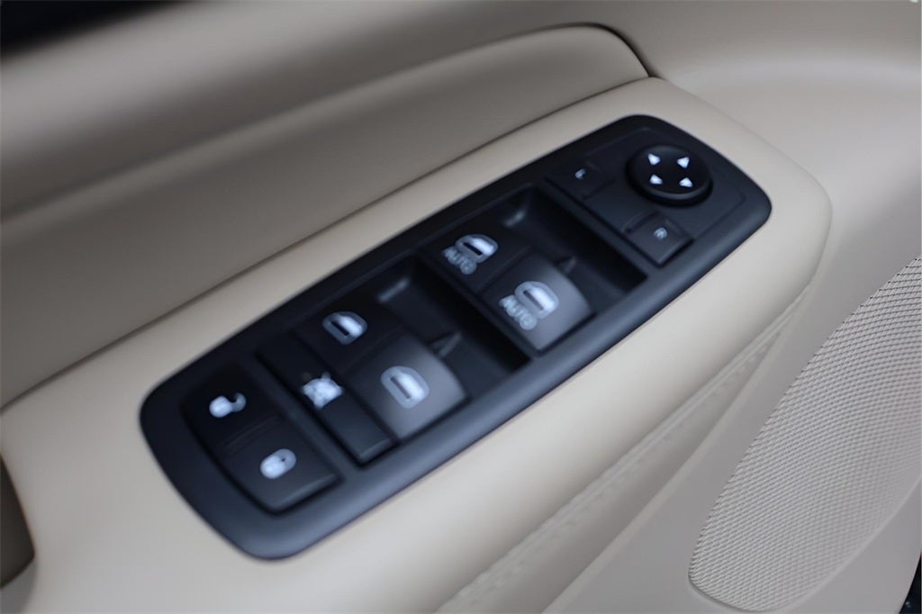 2019 Jeep Grand Cherokee Laredo E