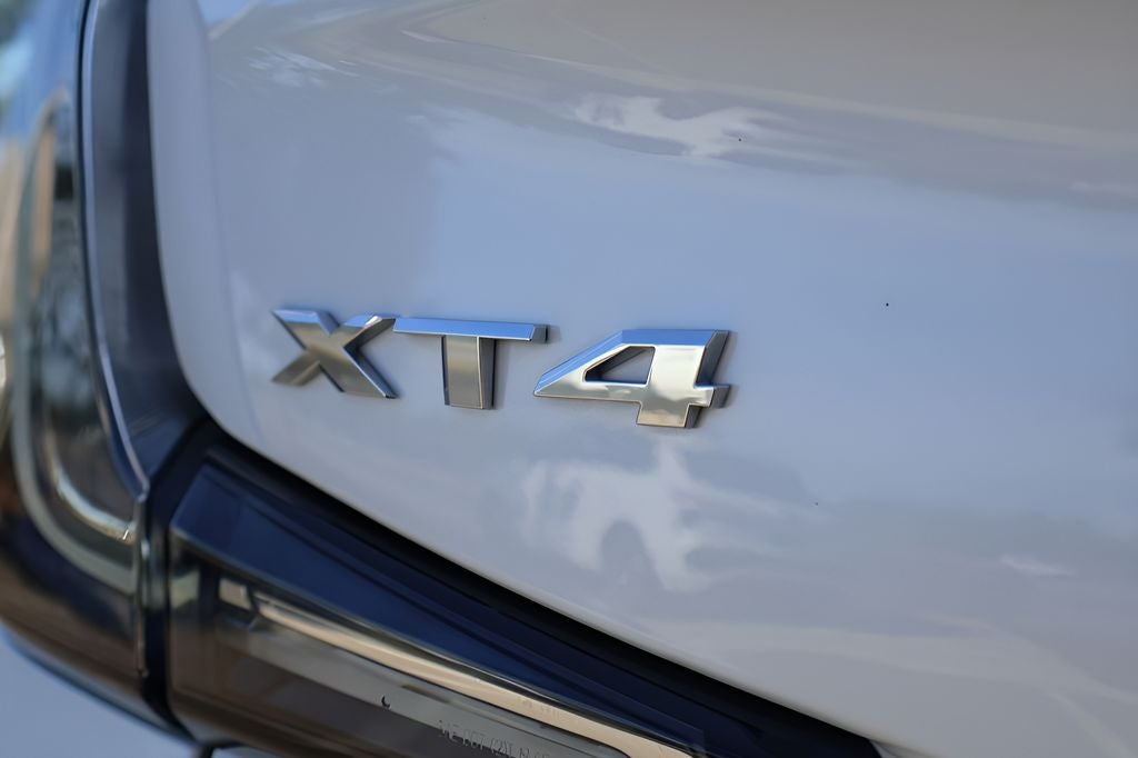 2025 Cadillac XT4 Sport