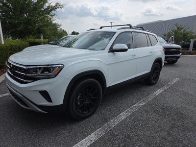 2022 Volkswagen Atlas 3.6L V6 SE w/Technology