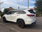 2019 Toyota Highlander Base