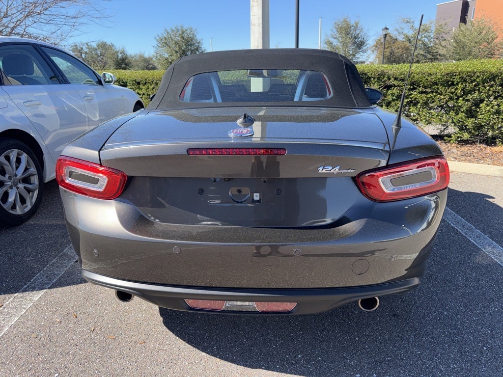 2019 FIAT 124 Spider Lusso