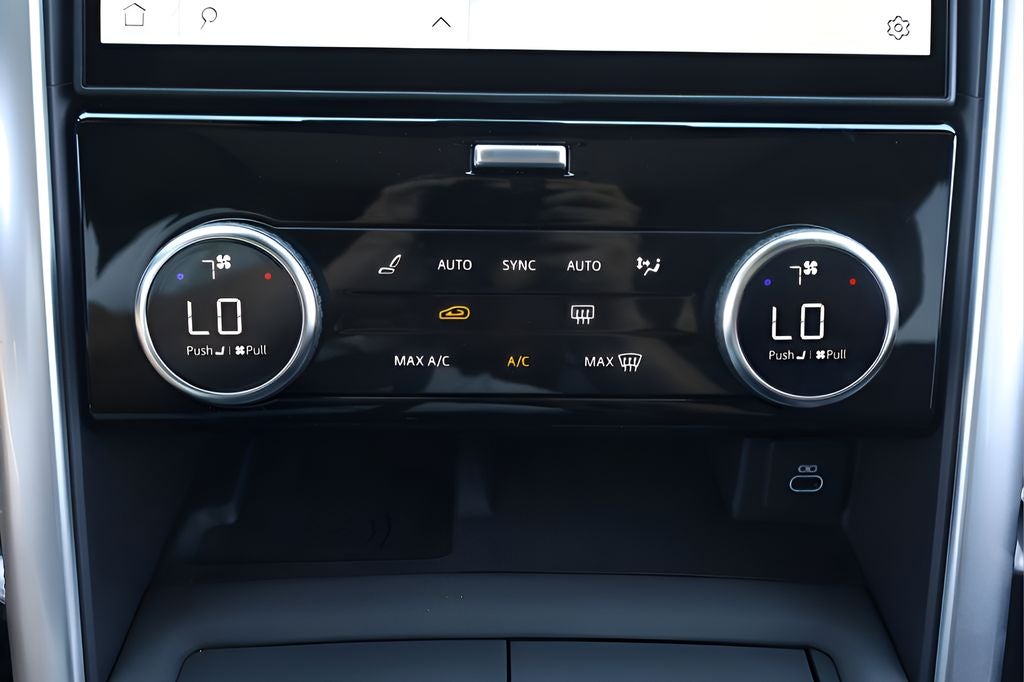2025 Land Rover Discovery Dynamic SE