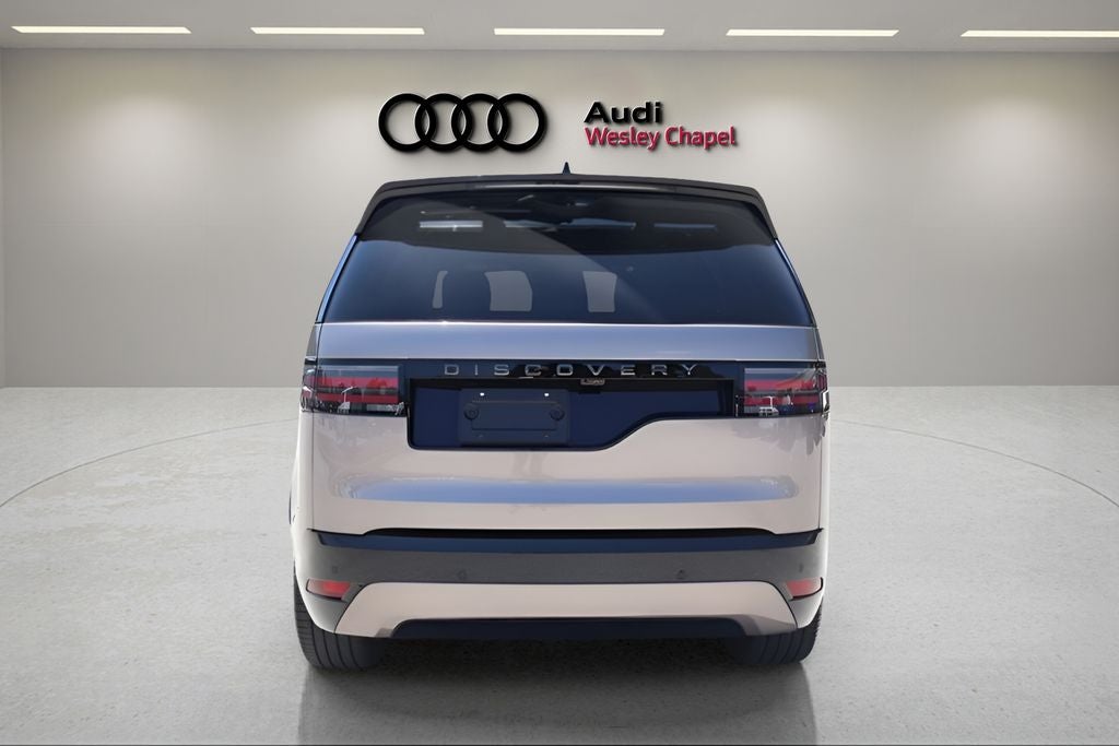 2025 Land Rover Discovery Dynamic SE