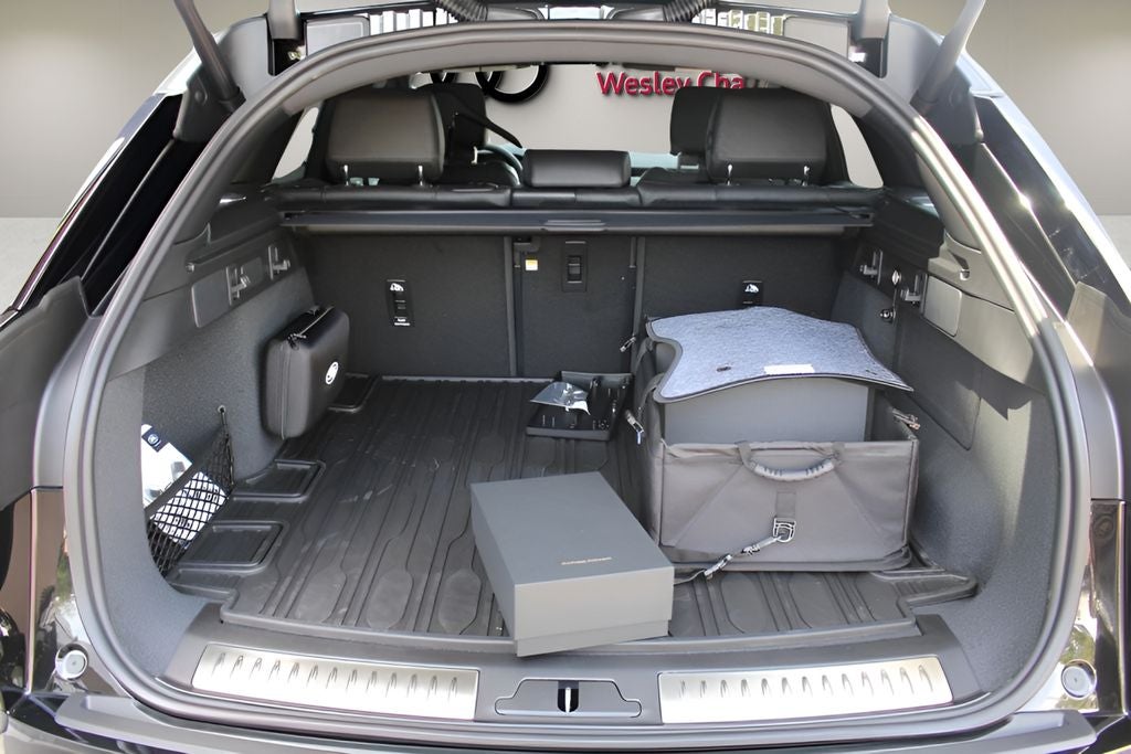 2026 Land Rover Range Rover Velar S