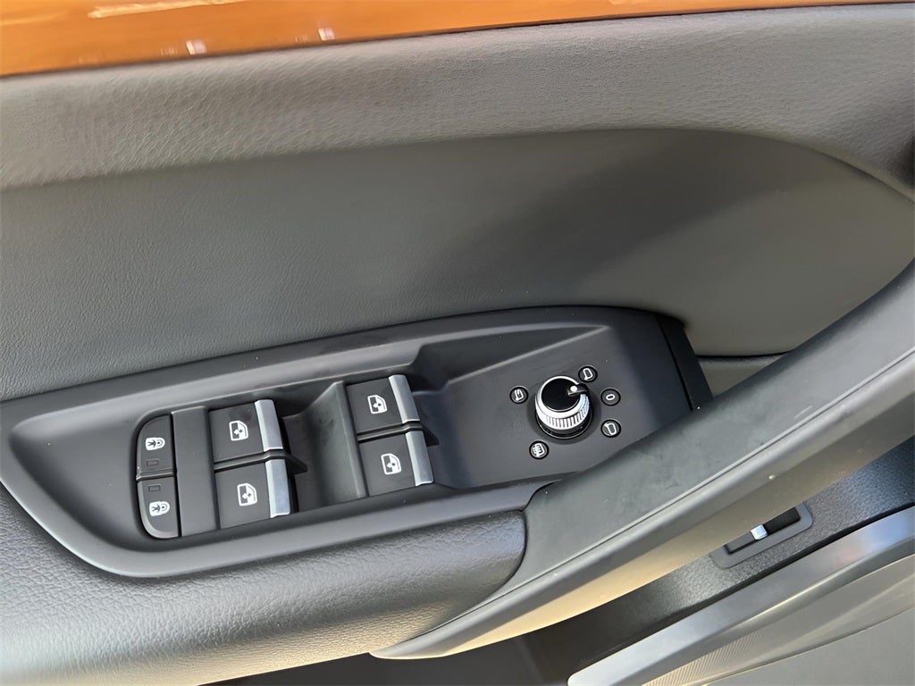 2023 Audi Q5 40 Premium quattro