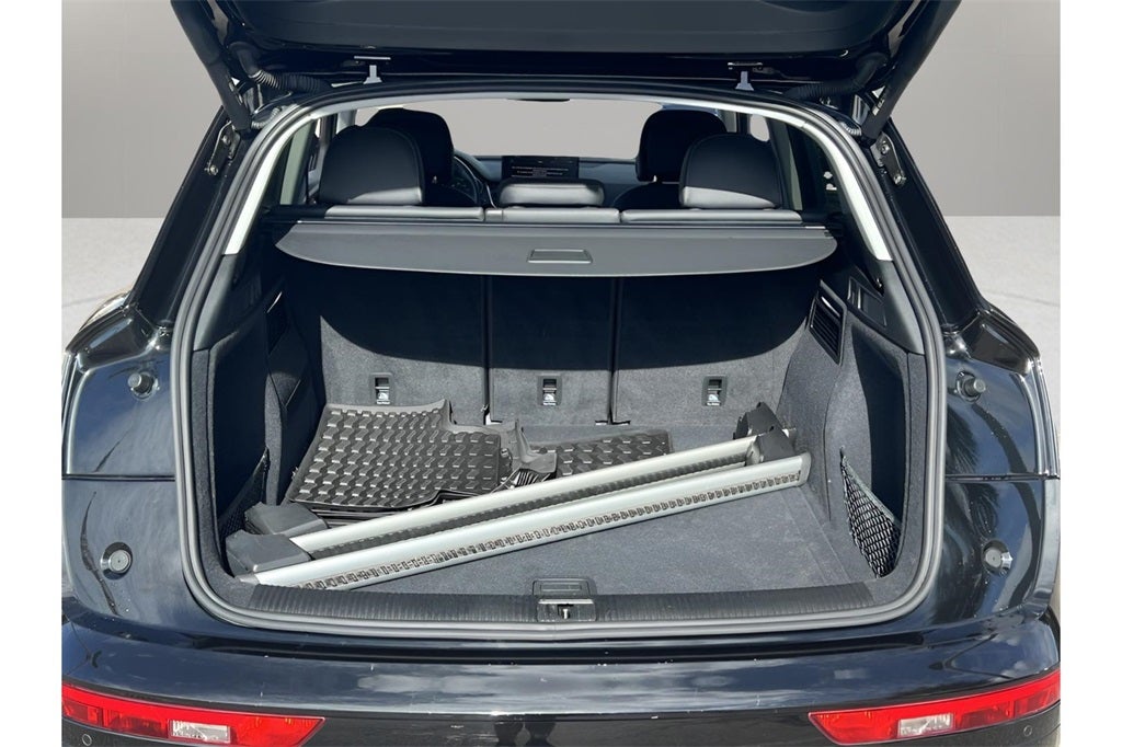 2023 Audi Q5 40 Premium quattro