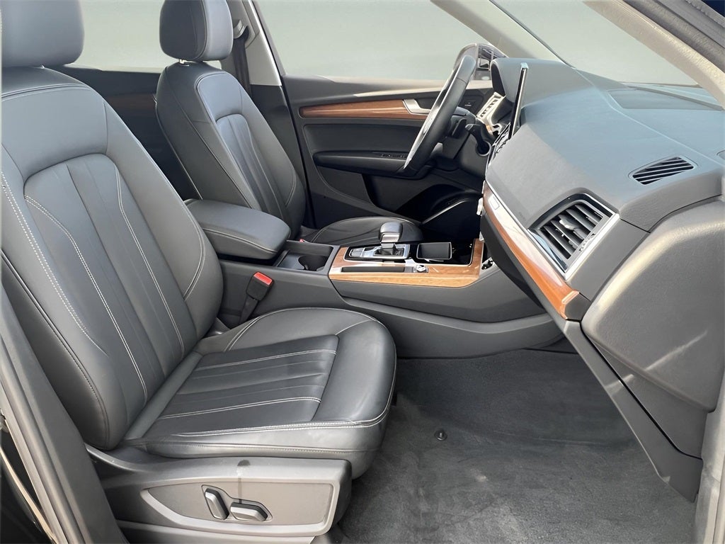 2023 Audi Q5 40 Premium quattro