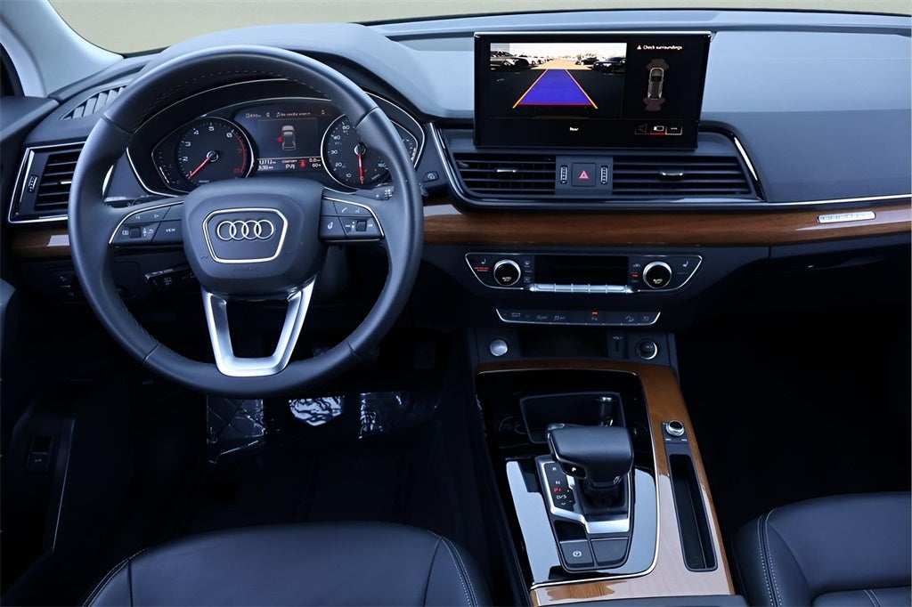 2023 Audi Q5 40 Premium quattro