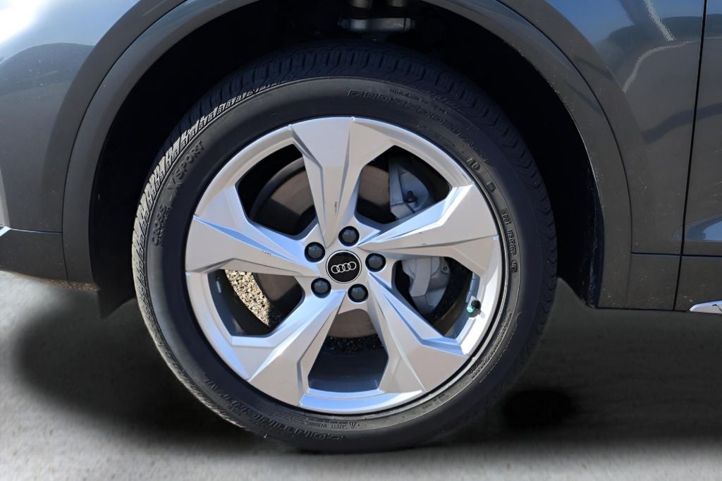 2023 Audi Q5 45 S line Premium Plus quattro