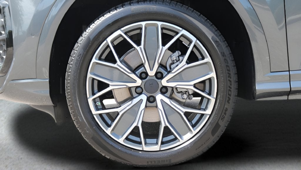 2026 Audi Q5 2.0T Premium Plus quattro
