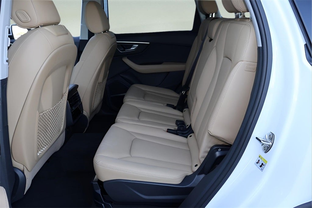 2025 Audi Q7 45 Premium Plus quattro
