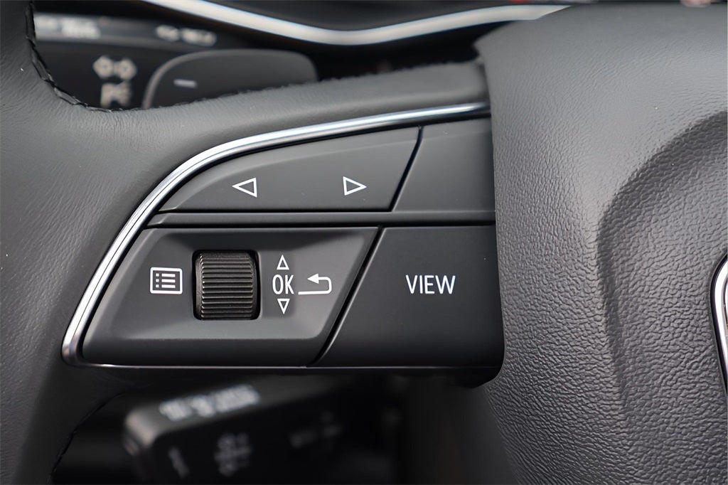 2023 Audi Q7 45 Premium Plus quattro