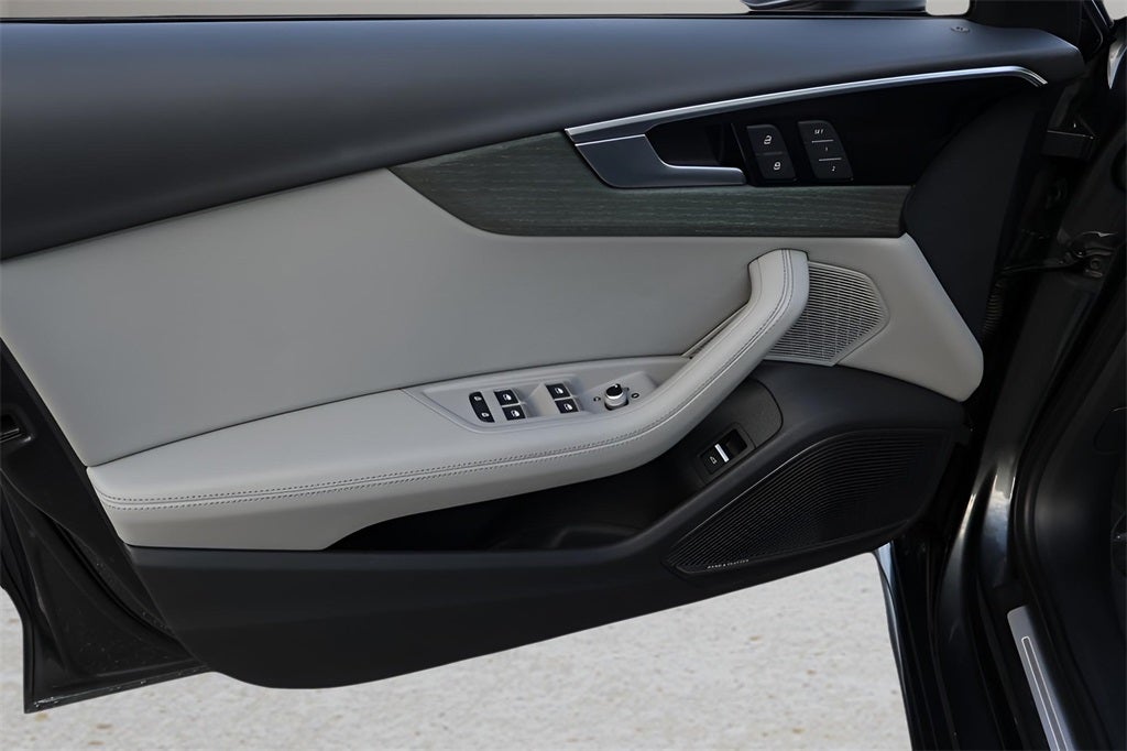 2023 Audi A4 45 S line Premium Plus quattro