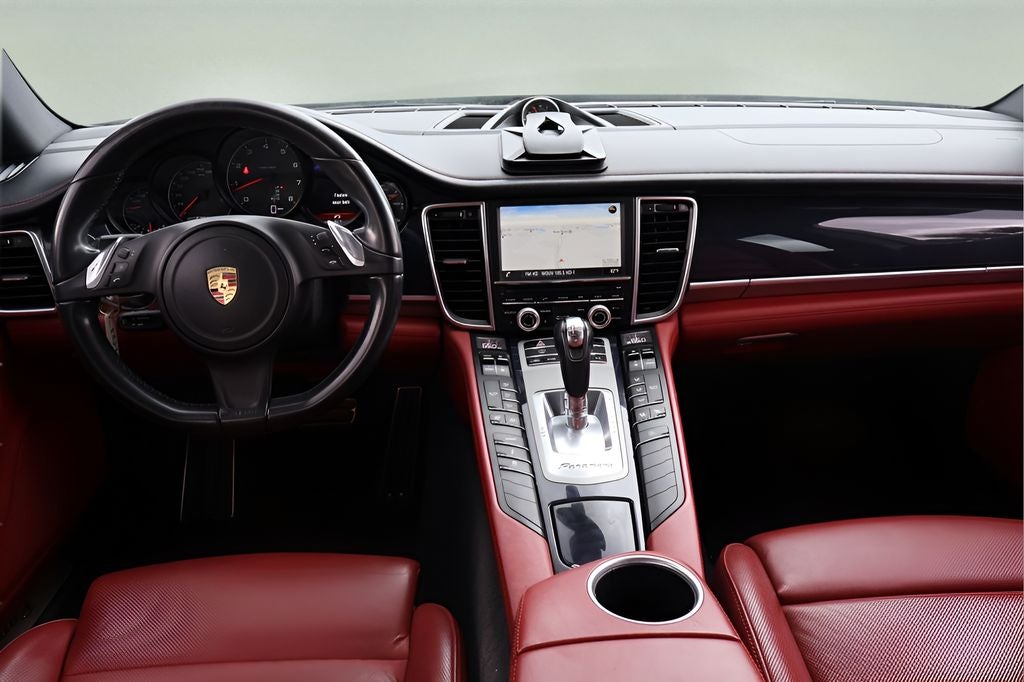 2016 Porsche Panamera 2