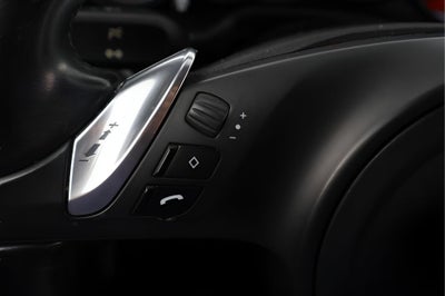 2016 Porsche Panamera 2