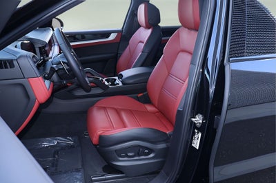 2026 Porsche Cayenne Coupe Base