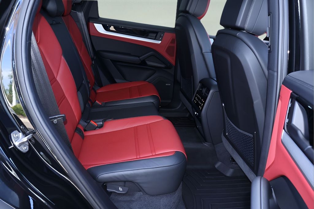 2026 Porsche Cayenne Coupe Base