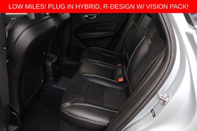 2018 Volvo XC60 Hybrid T8 R-Design